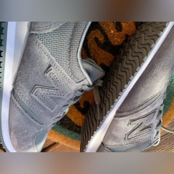 New Balance 420 olive/grey pre-owned - Picture 3 of 11